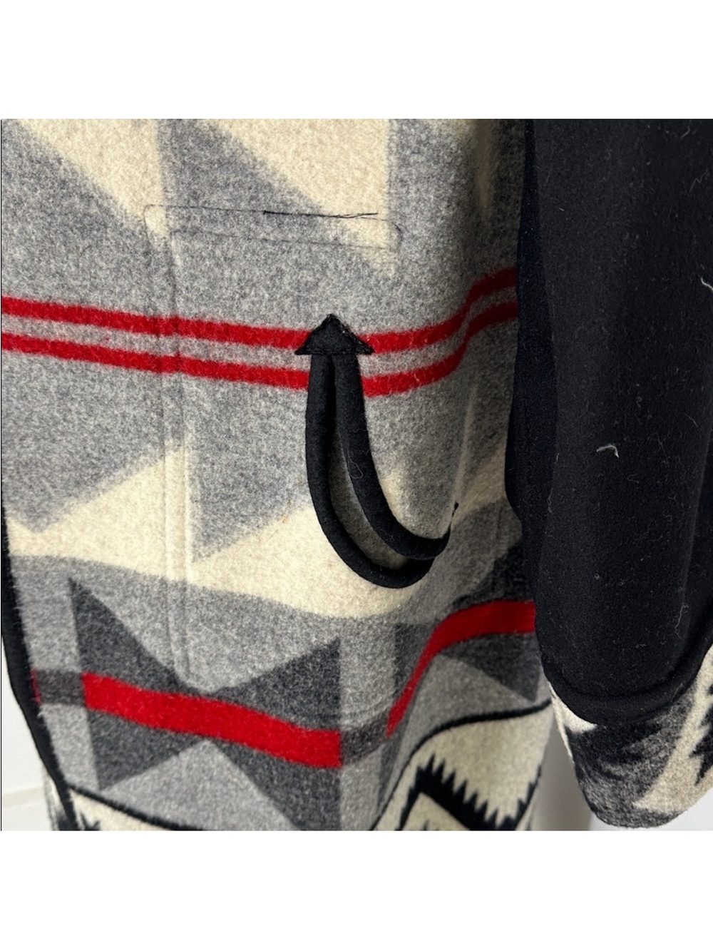 Vintage Reversible Pendleton? Native Pattern Conch Button Coat - Picture 8 of 9